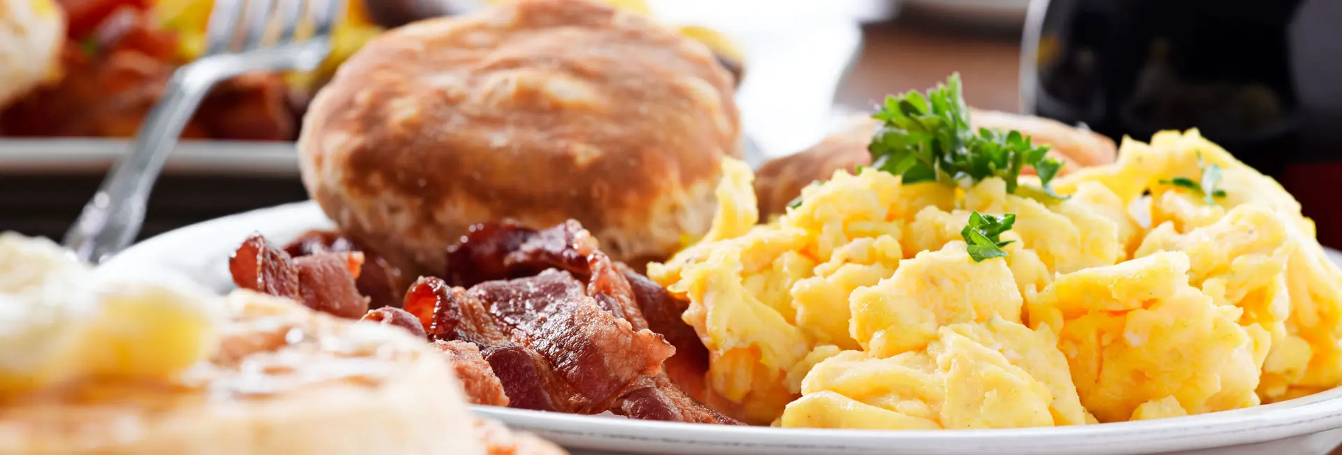 Desayunos: americano, inglés e italiano