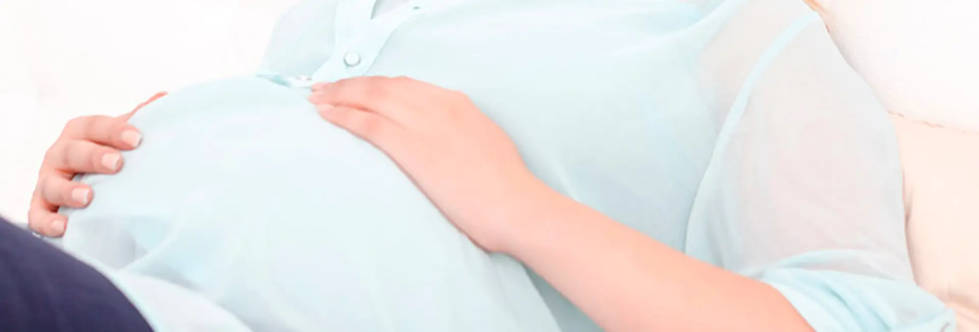 Meditación durante el embarazo: beneficios para la madre y el bebé Meditación durante el embarazo: beneficios para la madre y el bebé