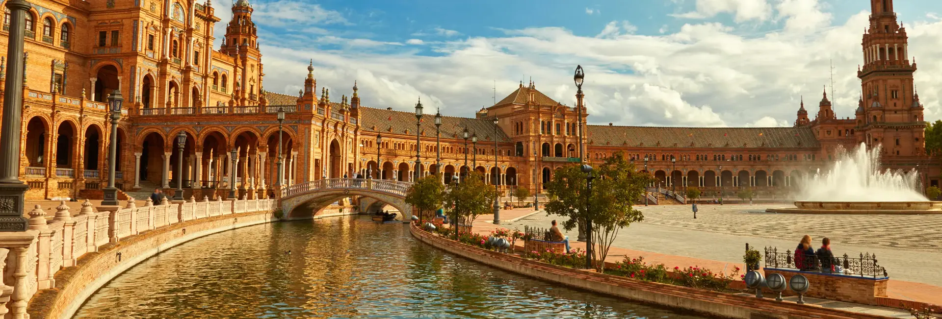 Sevilla y Andalucía: el fervor de la Semana Santa Sevilla y Andalucía: el fervor de la Semana Santa