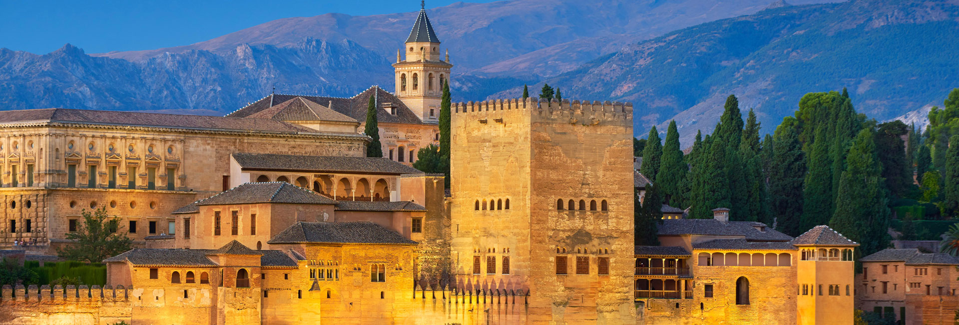 Granada: tesoro del sur con la alhambra como joya
