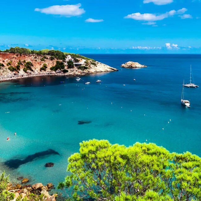 8 lugares que no puedes perderte en Ibiza