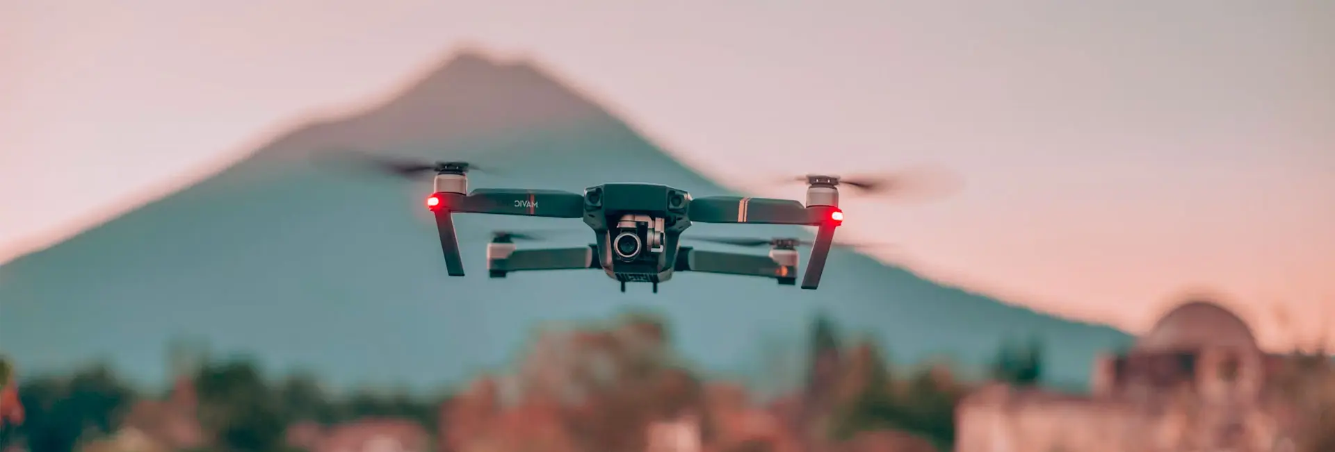 Consideraciones y desafios Consideraciones y desafios