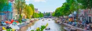 Amsterdam Paises Bajos canales y colores